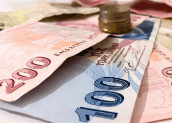 Commerzbank’tan felaket uyarısı: Lira çöküyor