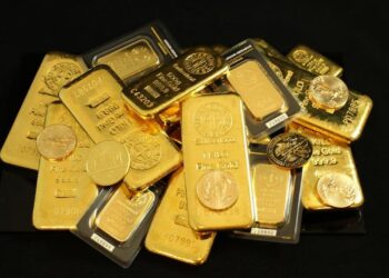 Altın haftaya rekorla başladı