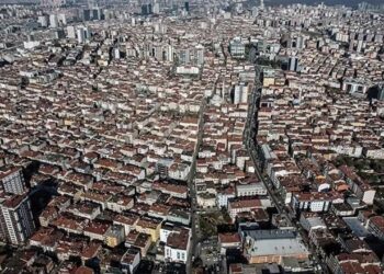 Binanızda pencereleriniz ve kapınız zor açılıyorsa dikkat