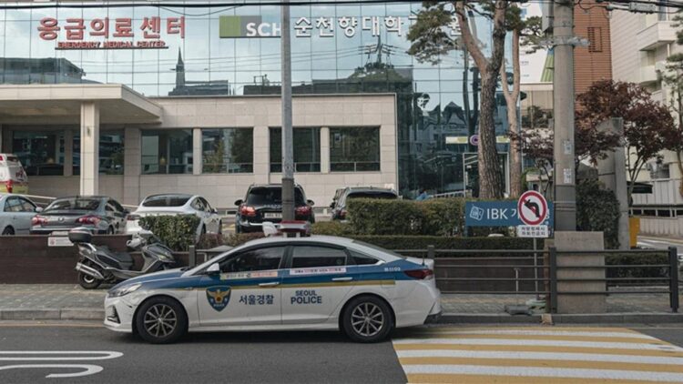 Güney Kore’de lisede bıçaklı saldırı