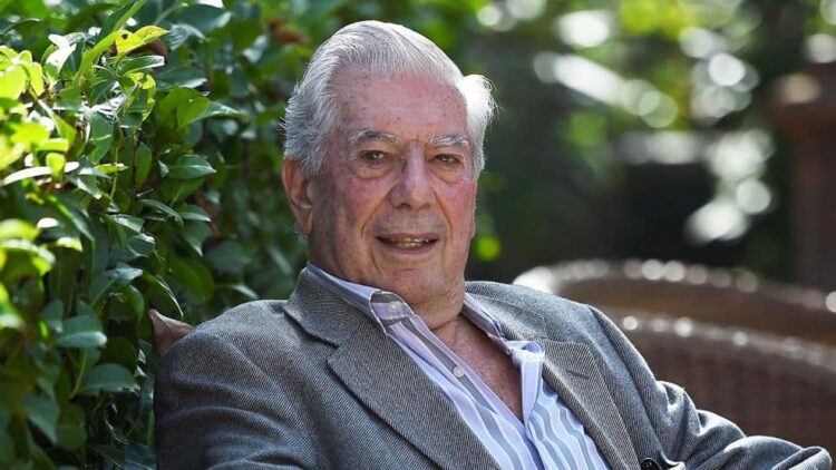 Nobel ödüllü yazar Mario Vargas Llosa hayatını kaybetti