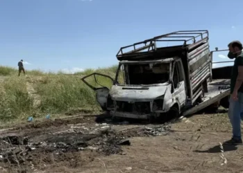 Diyarbakır’da baba-oğulun yanmış cesedi araçta bulundu