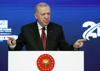 Erdoğan: “Faizsiz ekonomiye özlemimi dillendirmeye devam edeceğim”