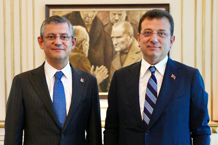 Ekrem İmamoğlu’na yakın isimlerden Özgür Özel’e: “İtidal mesajı vermesi gereken biz değiliz”