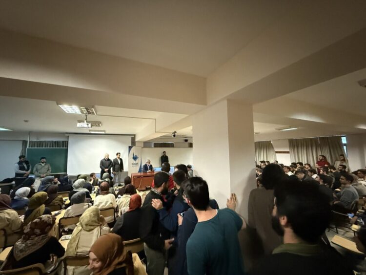 Nurettin Yıldız’ı protesto eden 97 öğrenci gözaltına alındı