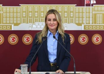 DEVA Partisi’nden istifa eden Seda Kaya Ösen, CHP’ye katıldı