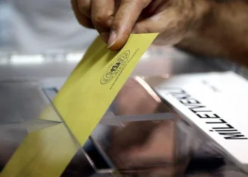 AKP’nin oy oranı yüzde 26,7’ye geriledi