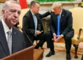 Cumhurbaşkanı Erdoğan, ABD Başkanı Donald Trump ile telefonda görüştü: Rahip Brunson’un iadesini hatırlattı