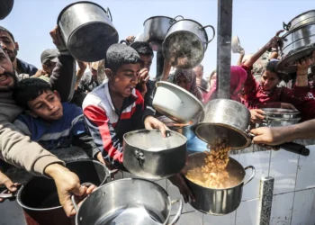 Gazze’de kriz derinleşiyor: Yemek ve ekmek pişirmek için malzeme kalmadı