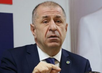 Zafer Partisi lideri Ümit Özdağ’dan ‘sarı torba’ tepkisi: Edepsizlerin partide yeri yok
