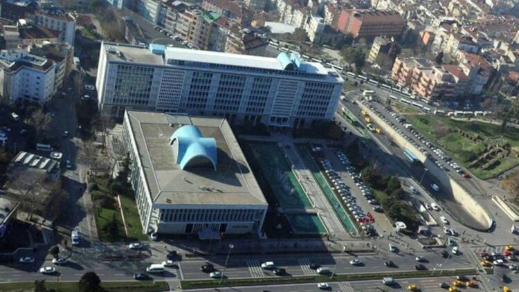 İBB’ye 4. dalga operasyonunda 45 kişi adliyeye sevk edildi