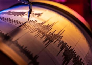 Ege Denizi’nde 6.0 büyüklüğünde deprem