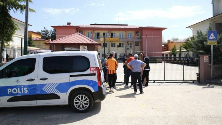 Giresun’da bir lisede iki kadın öldürüldü