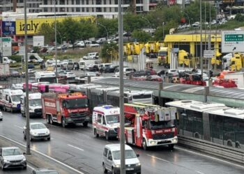 Beylikdüzü’nde metrobüs kazası: Bir ölü 20 yaralı