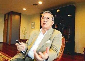 Rüşdü Saracoğlu hayatını kaybetti