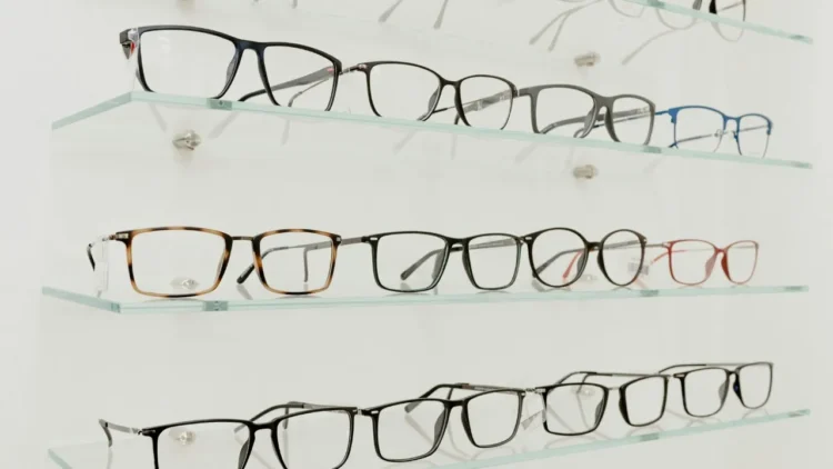 130 yıllık dev gözlük şirketi iflas etti