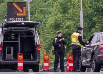 Almanya’da sınırdan geri çevirmelere mahkeme engeli