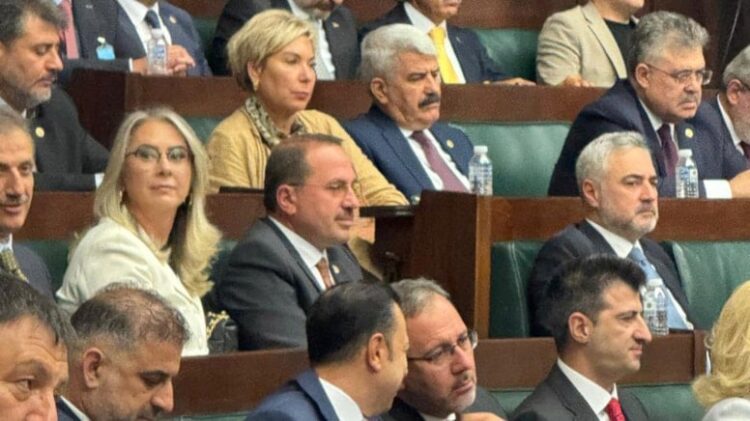 AKP grup toplantısında sürpriz bir isim: Leyla Alaton