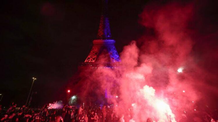 PSG şampiyon oldu, Fransa’da sokaklar karıştı