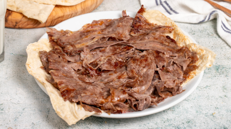 Ünlü dönercinin menüsündeki et gramajına tepki yağdı