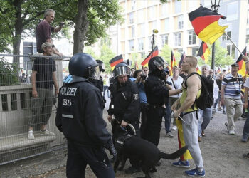 Almanya’da aşırı sağcı suçlar patladı