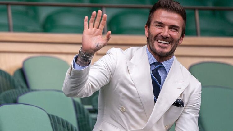 David Beckham’a ‘şövalyelik’ unvanı verildi