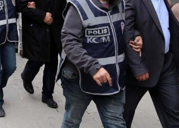 ‘Tanık ifadelerinde adı geçti’ iddiasıyla 20 polise daha gözaltı