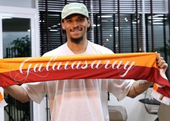 Galatasaray’ın yeni transferi Leroy Sane İstanbul’a geldi