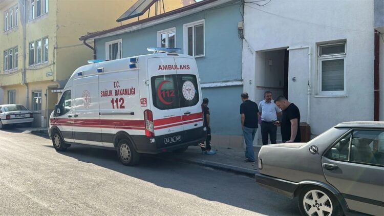 Eski belediye başkanı evinde ölü bulundu