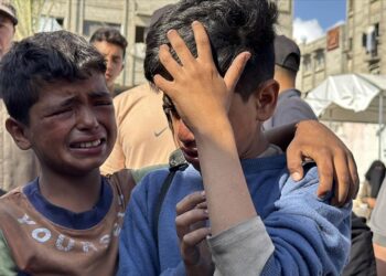 İsrail’in Gazze’de yardım almak isteyen Filistinlilere yönelik saldırısında 27 kişi hayatını kaybetti