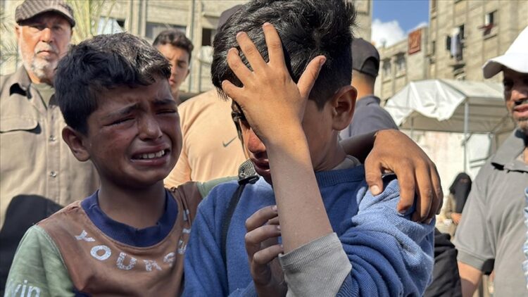 İsrail’in Gazze’de yardım almak isteyen Filistinlilere yönelik saldırısında 27 kişi hayatını kaybetti