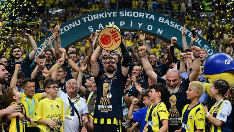 Basketbolda şampiyon Fenerbahçe Beko