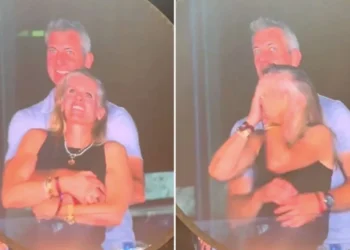 Coldplay konserinde ifşa olan CEO istifa etti