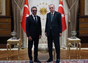 Fenerbahçe ve Chobani’den dev iş birliği: Hamdi Ulukaya, Saray’a çıktı