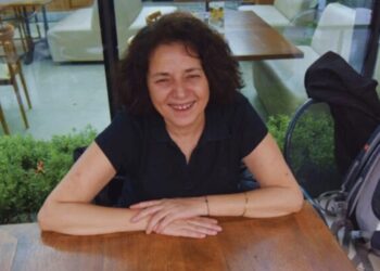 KHK’lı Prof. Dr. Fulya Atacan hayatını kaybetti