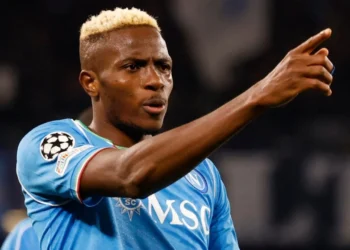 Galatasaraylıları Osimhen vaadiyle dolandırdılar