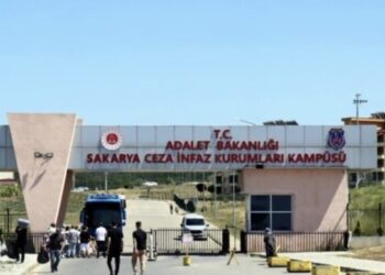İki mahkum ölü bulundu: Sakarya cezaevinde neler oluyor?