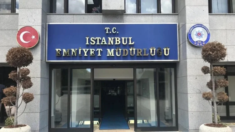 Akın Gürlek istedi şube müdürü gitti