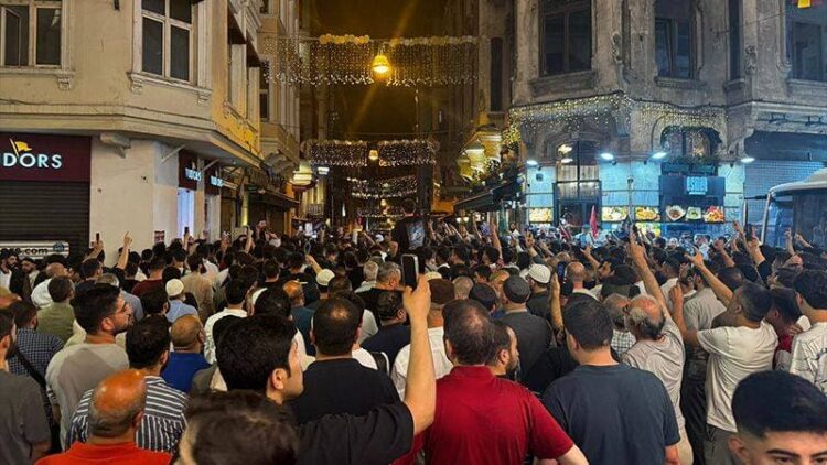 Beyoğlu’nda gösteri ve yürüyüşler bir gün yasak