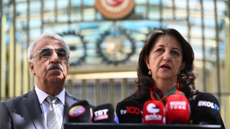 DEM Parti heyeti, Adalet Bakanı Yılmaz Tunç ile görüştü