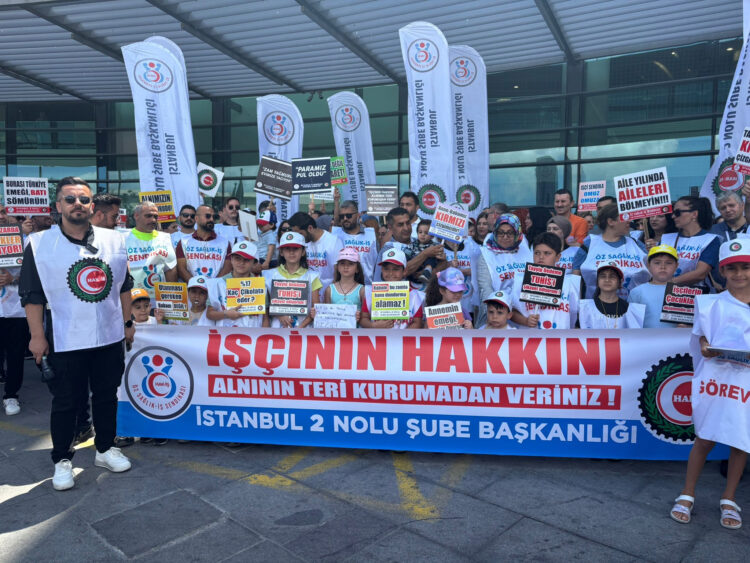 İşçi çocuklarından çağrı: Anne babalarımız evimizi geçindiremiyorlar. Bizler bu durumu gördükçe çikolata bile isteyemiyoruz. Onları üzmeyin