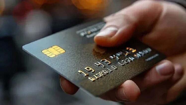Merkez Bankası kredi kartı faiz oranlarını düşürdü