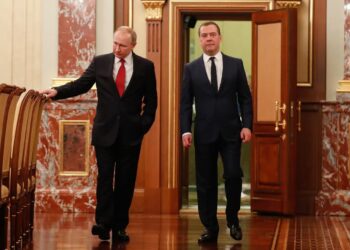 Medvedev’den Batı’ya “ön alıcı saldırı” tehdidi