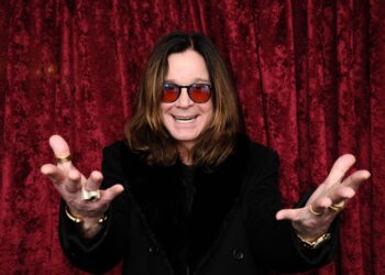 Rock yıldızı Ozzy Osbourne hayatını kaybetti