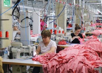 Tekstilci ya iflas ediyor ya da yurt dışına kaçıyor