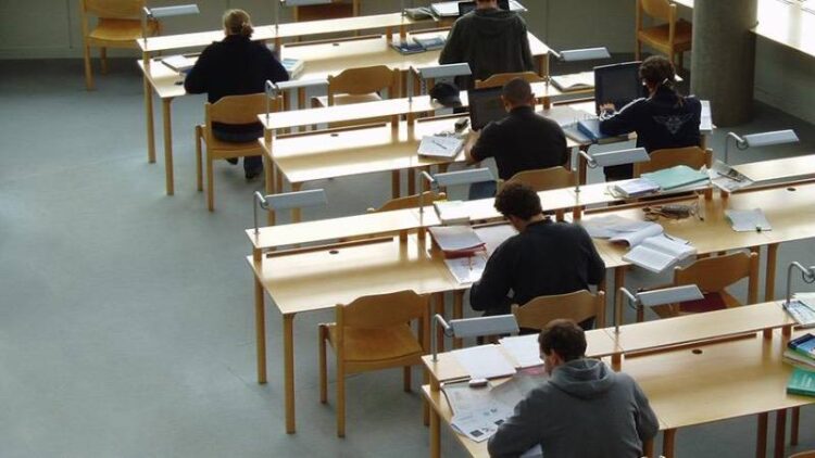 179 öğrenci eksi netle üniversiteli oldu