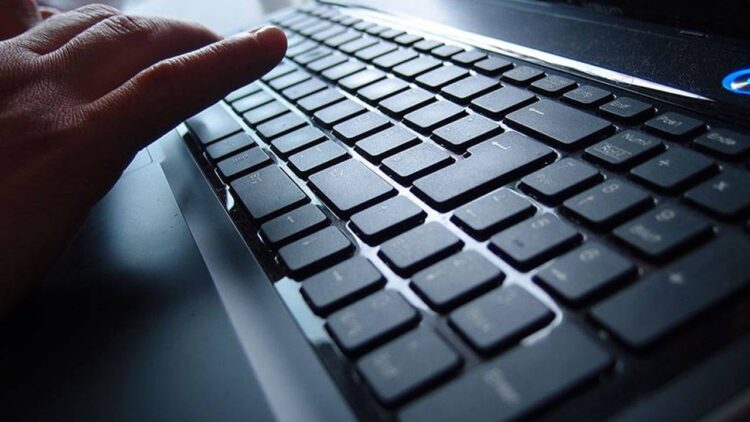 Ticaret Bakanlığı açıkladı: 30 ‘yüksek takipçili’ sosyal medya hesabına erişim engeli