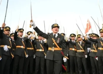 30 Ağustos töreni öncesi teğmenlere yeni sınırlamalar getirildi