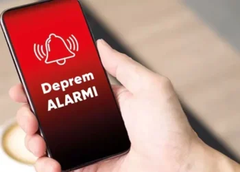 Akıllı telefonlar 6.1 büyüklüğündeki depremi 30 saniye önce bildirdi