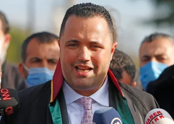 Avukat Rezan Epözdemir’in gözaltı süresine bir gün daha uzatma